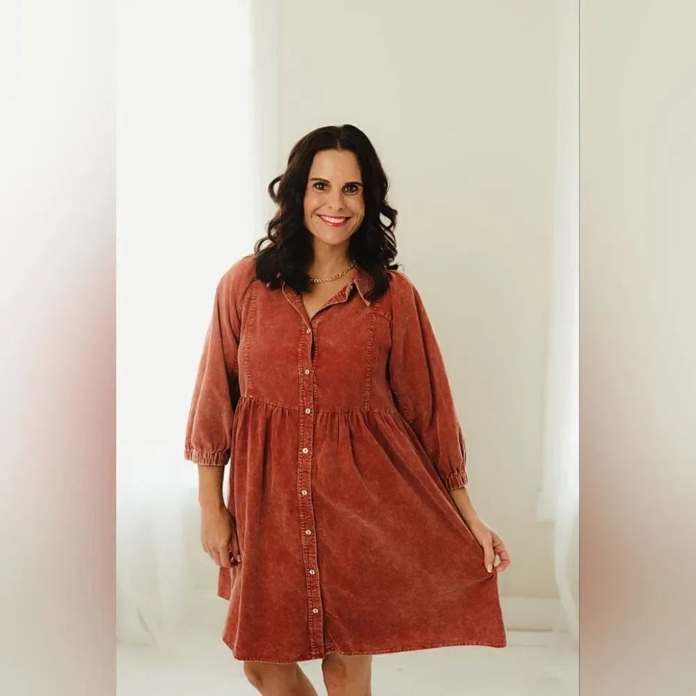 Umgee Cotton Corduroy Button Down Dress NWT Size M Rust Mineral Wash